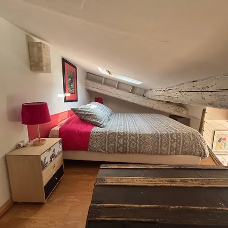Avec En Mezzanine Apartment *