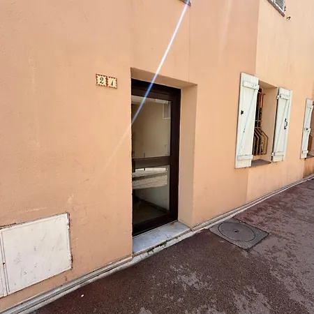 Avec En Mezzanine Daire *